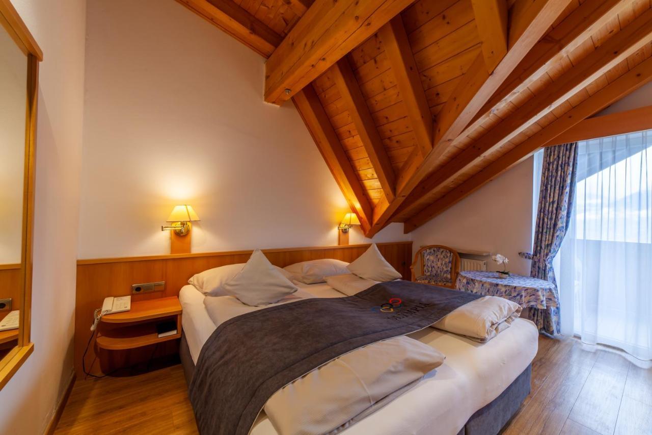 Fruehstuecks-Hotel Olympia Tirolo Zewnętrze zdjęcie