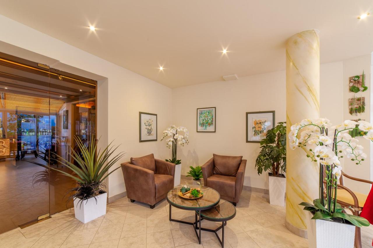 Fruehstuecks-Hotel Olympia Tirolo Zewnętrze zdjęcie