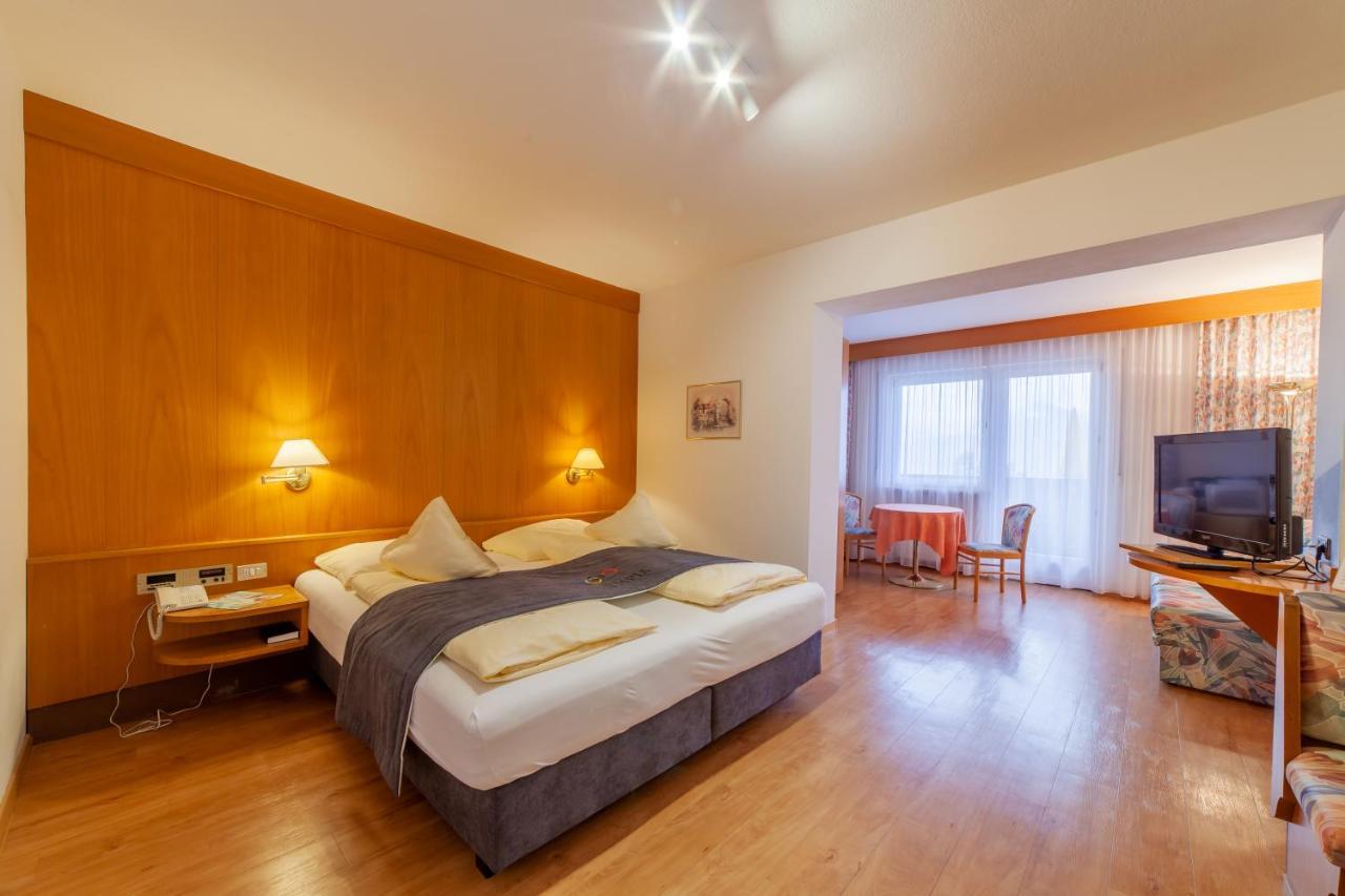 Fruehstuecks-Hotel Olympia Tirolo Zewnętrze zdjęcie