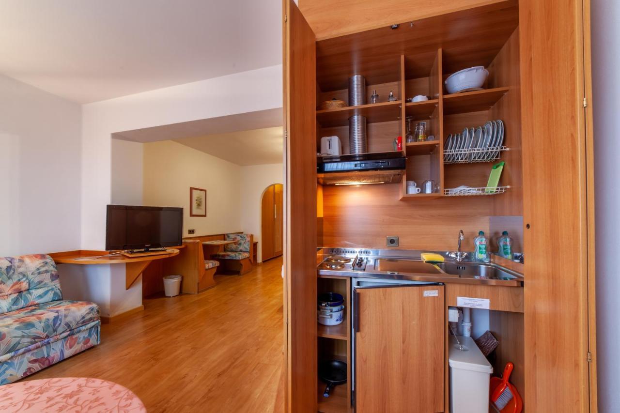 Fruehstuecks-Hotel Olympia Tirolo Zewnętrze zdjęcie