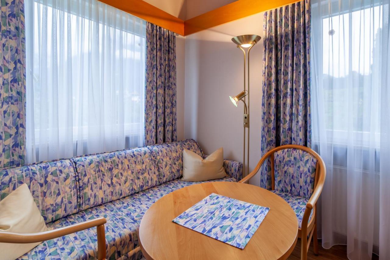 Fruehstuecks-Hotel Olympia Tirolo Zewnętrze zdjęcie