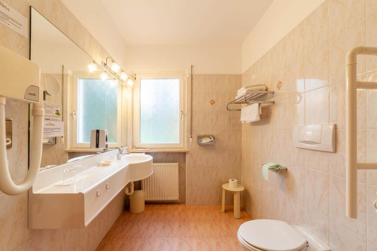 Fruehstuecks-Hotel Olympia Tirolo Zewnętrze zdjęcie
